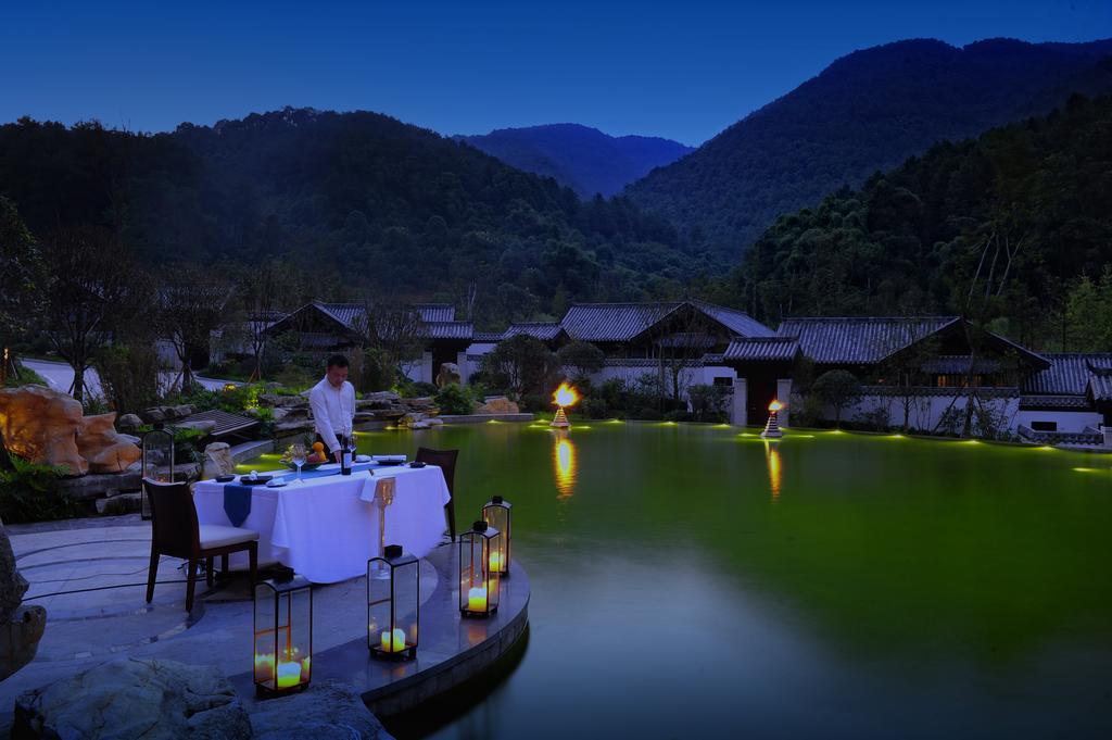 Banyan Tree Chongqing Beibei Hotell Exteriör bild