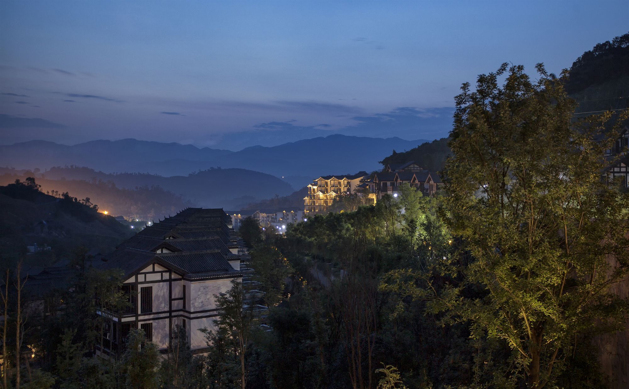 Banyan Tree Chongqing Beibei Hotell Exteriör bild
